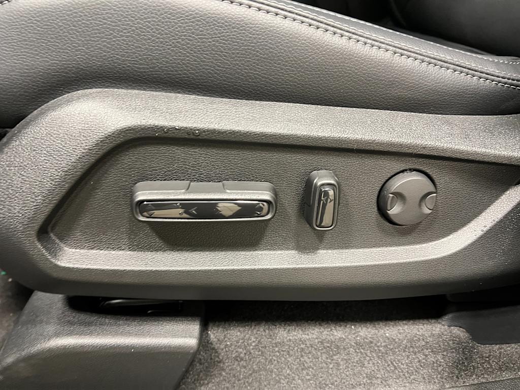 Thumbnail: 2025 Honda Pilot - 25