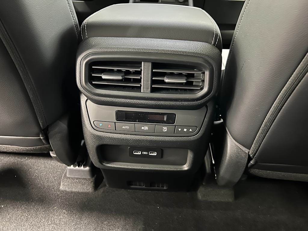 Thumbnail: 2025 Honda Pilot - 33