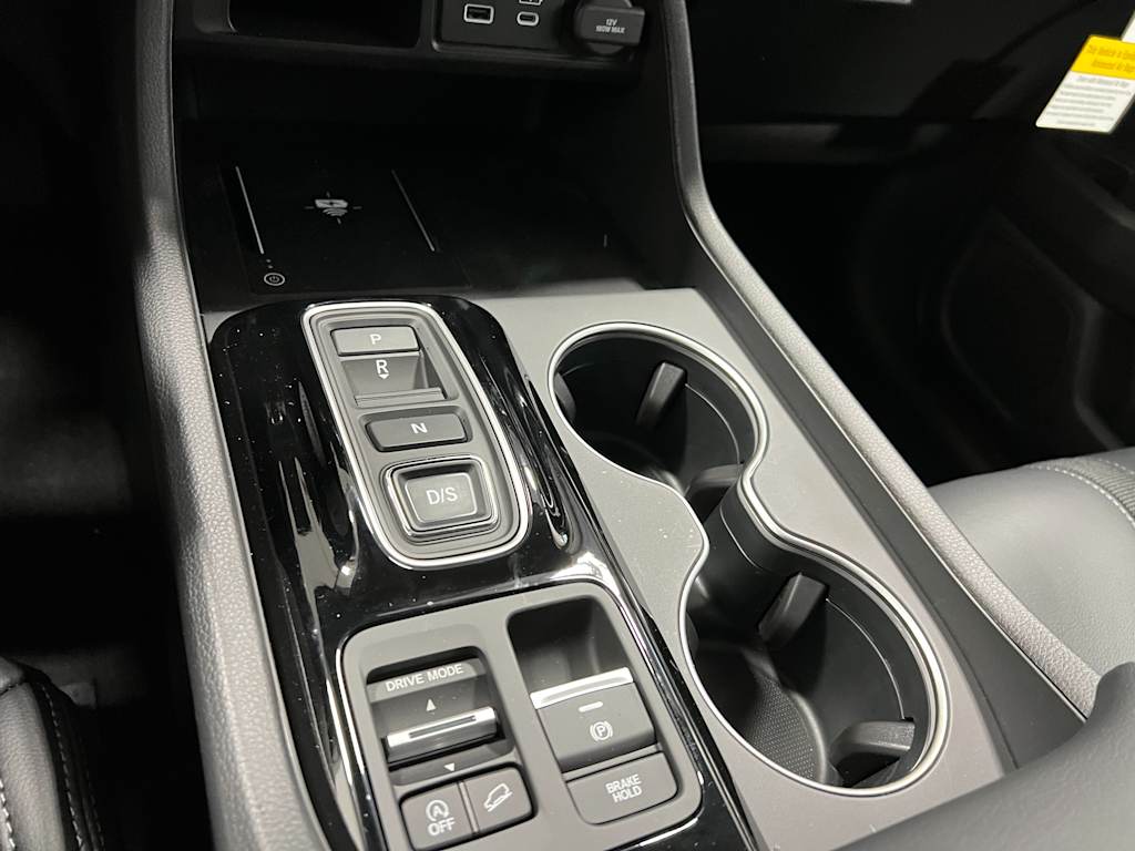 Thumbnail: 2025 Honda Pilot - 15