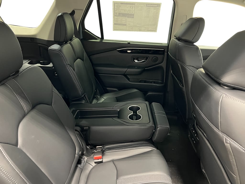 Thumbnail: 2025 Honda Pilot - 38