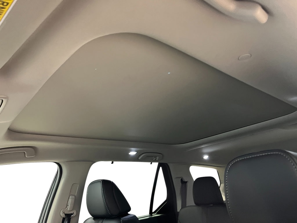 Thumbnail: 2026 Honda Pilot - 25