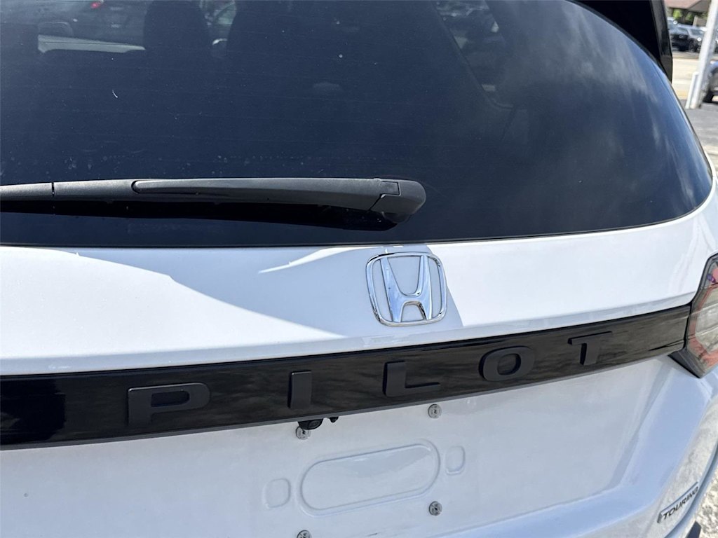 Thumbnail: 2024 Honda Pilot - 20