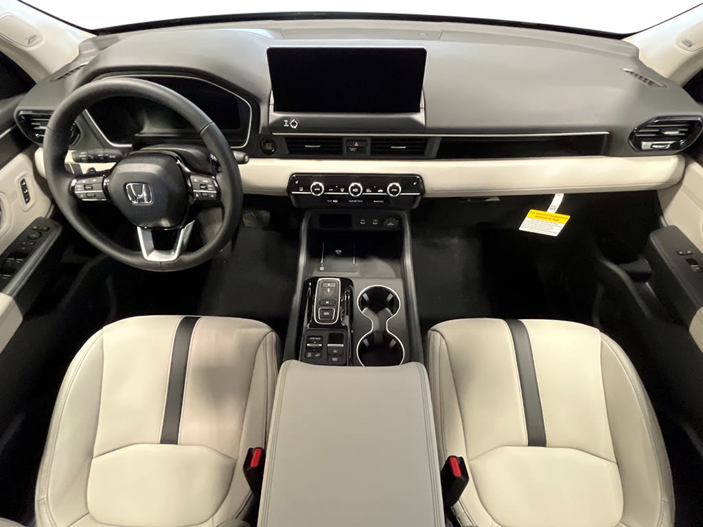Thumbnail: 2026 Honda Pilot - 2