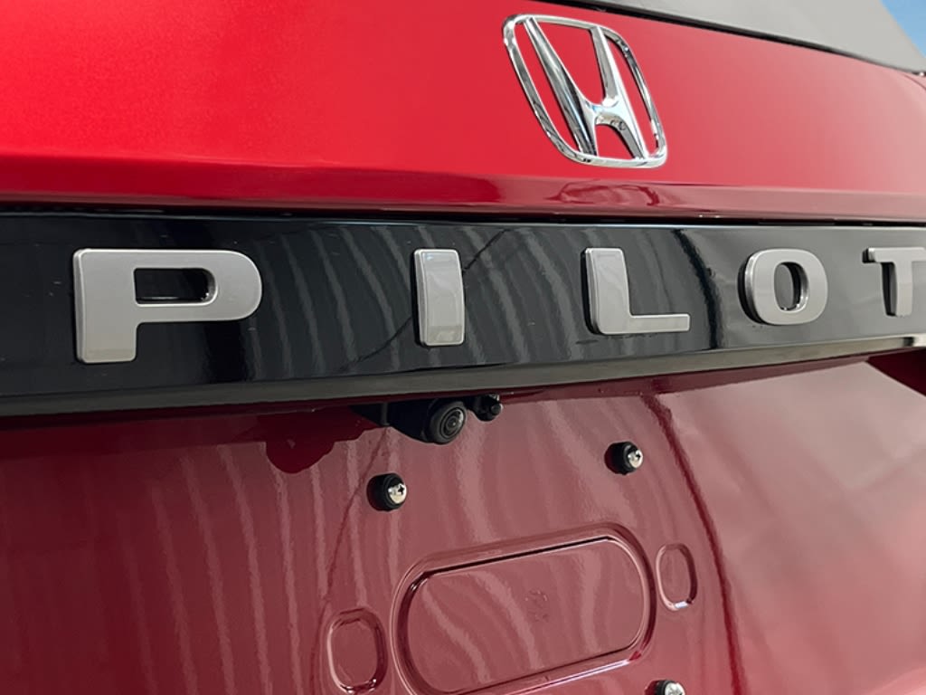 Thumbnail: 2026 Honda Pilot - 18