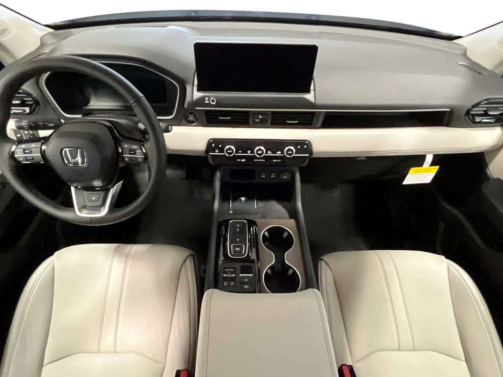 Thumbnail: 2026 Honda Pilot - 2