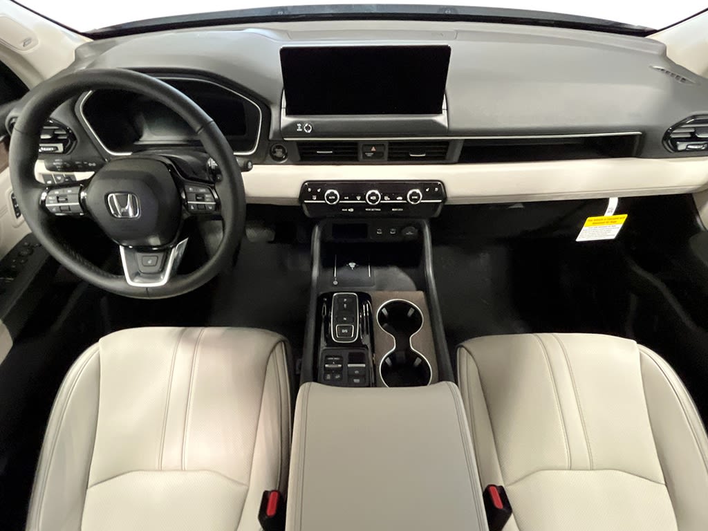 Thumbnail: 2026 Honda Pilot - 2
