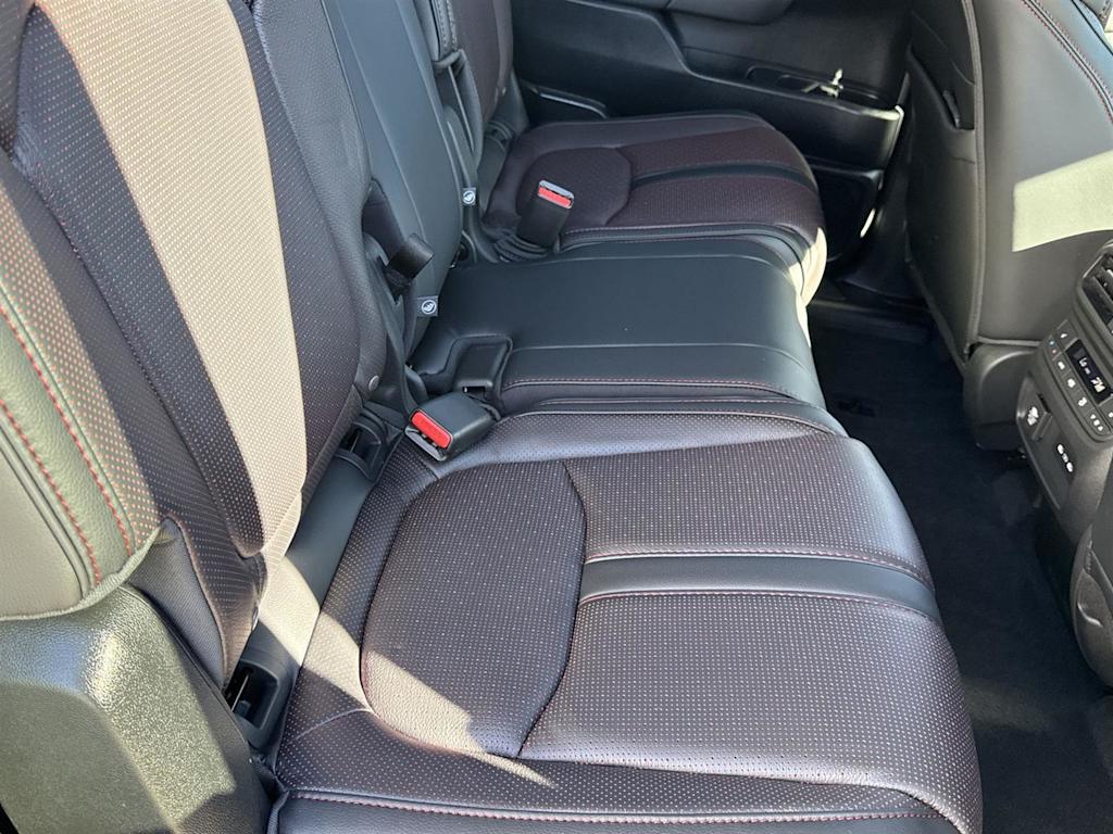 Thumbnail: 2025 Honda Pilot - 21