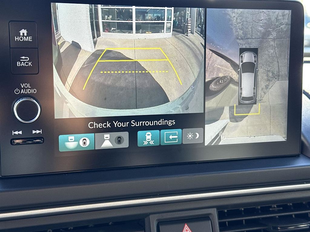 Thumbnail: 2025 Honda Pilot - 26