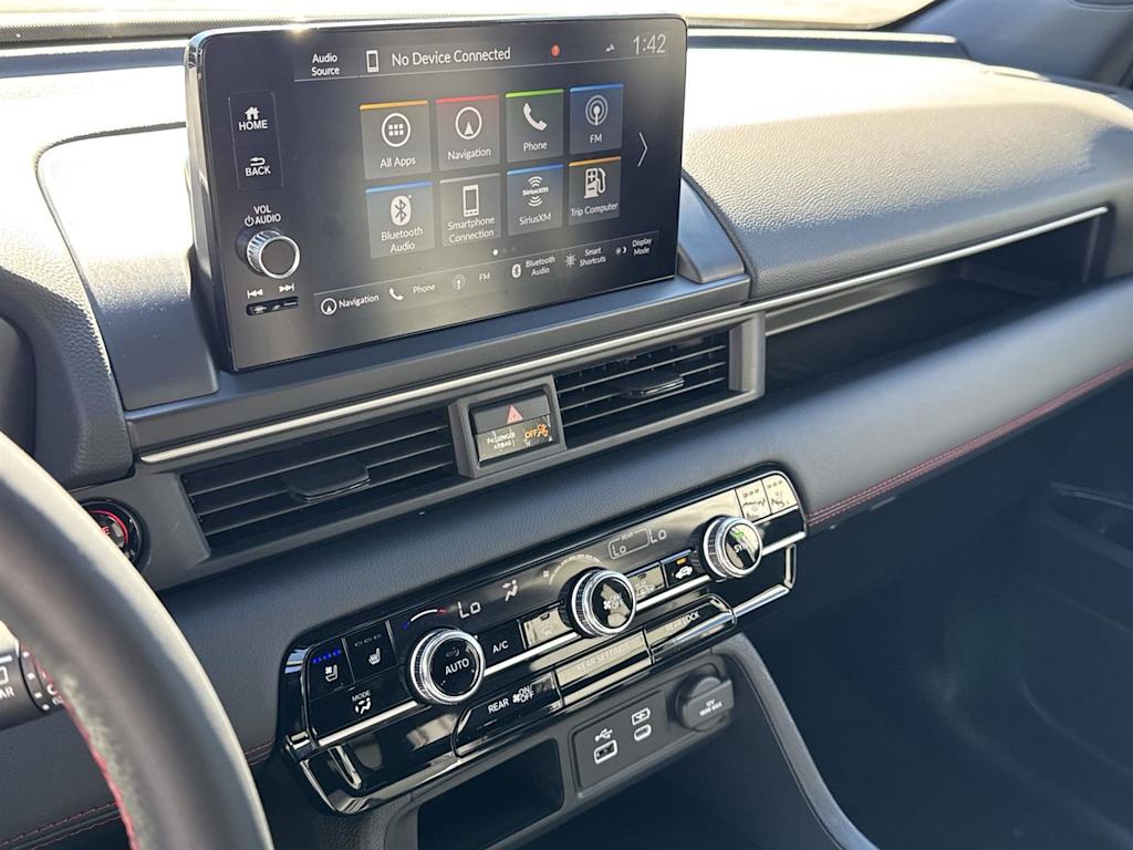 Thumbnail: 2025 Honda Pilot - 10