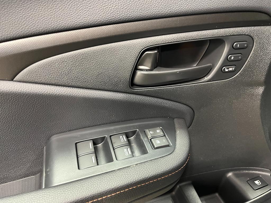 Thumbnail: 2025 Honda Ridgeline - 17