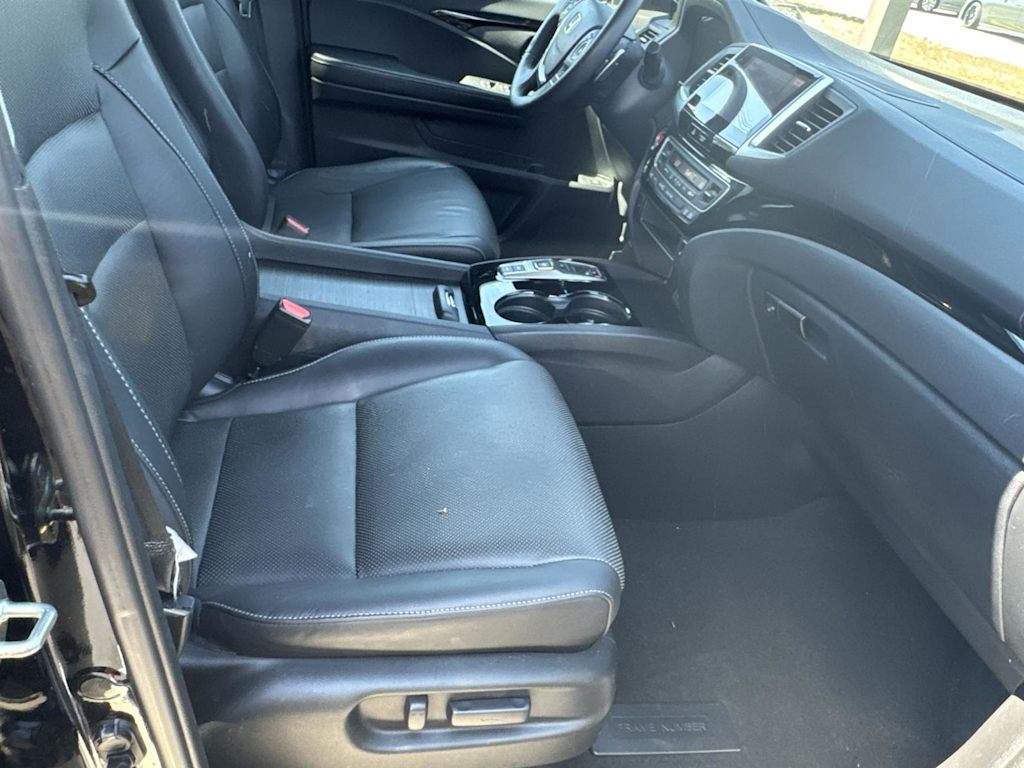 Thumbnail: 2020 Honda Ridgeline - 10