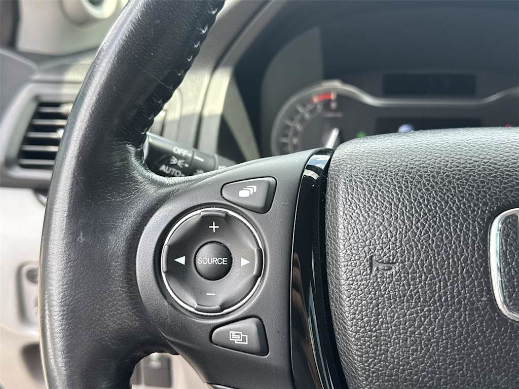 Thumbnail: 2019 Honda Ridgeline - 23