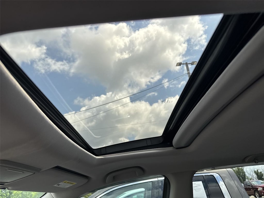 Thumbnail: 2019 Honda Ridgeline - 20