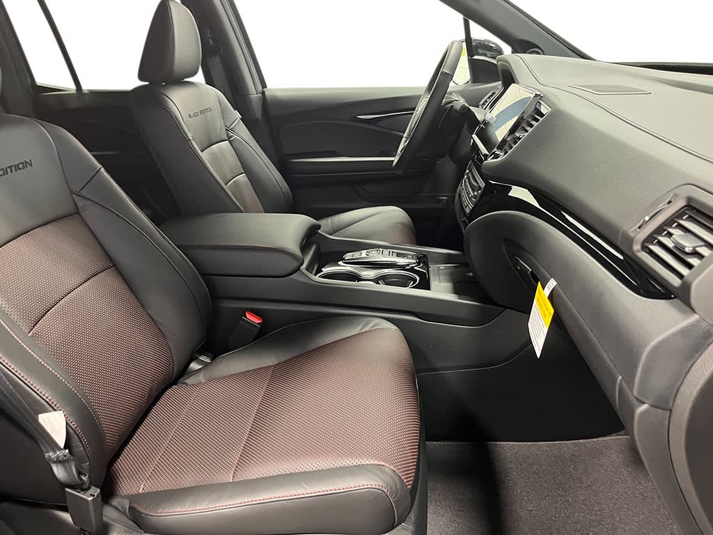 Thumbnail: 2026 Honda Ridgeline - 10