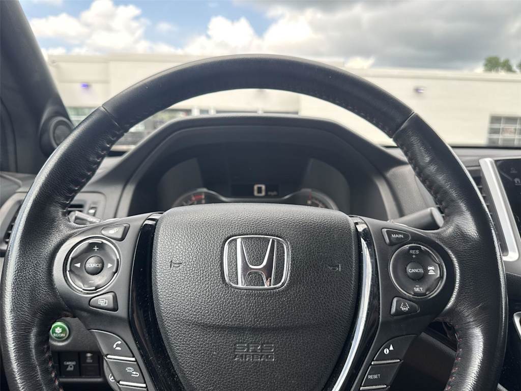 Thumbnail: 2020 Honda Ridgeline - 17
