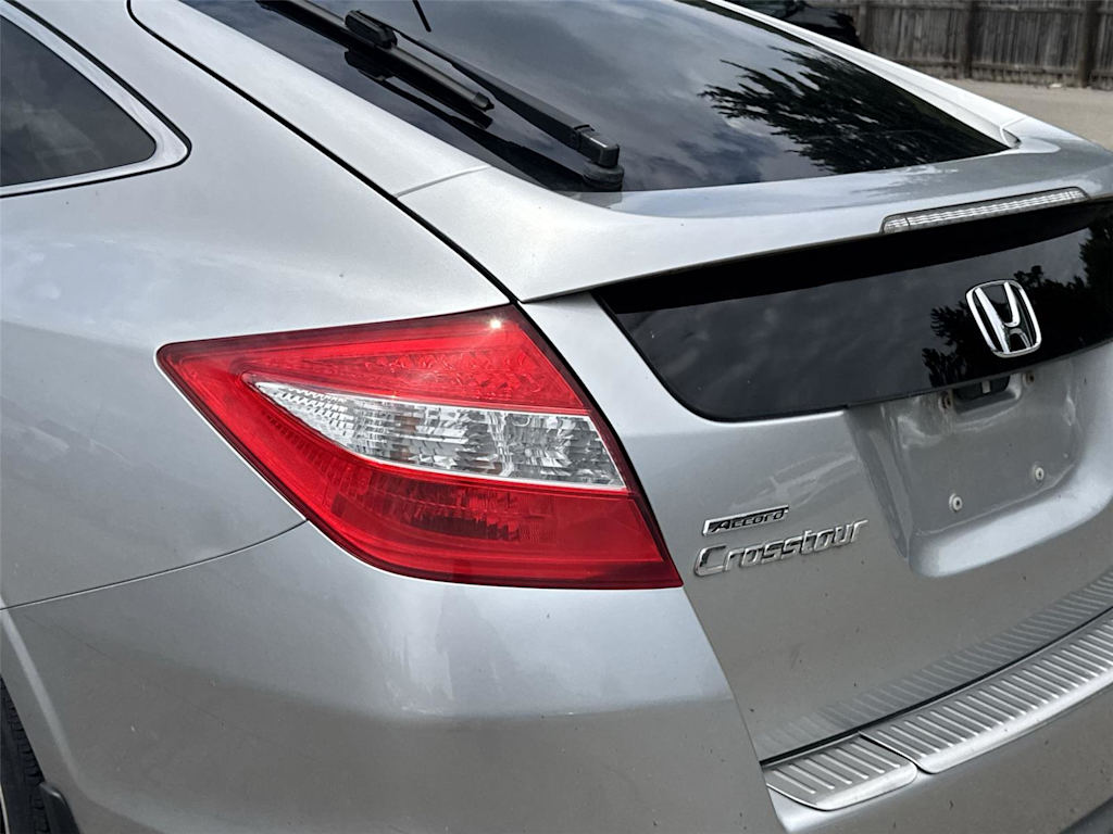 Thumbnail: 2010 Honda Accord Crosstour - 19