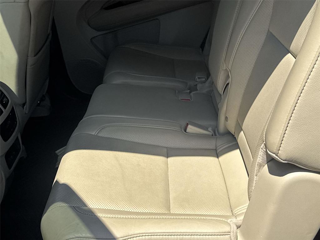 Thumbnail: 2020 Acura MDX - 8
