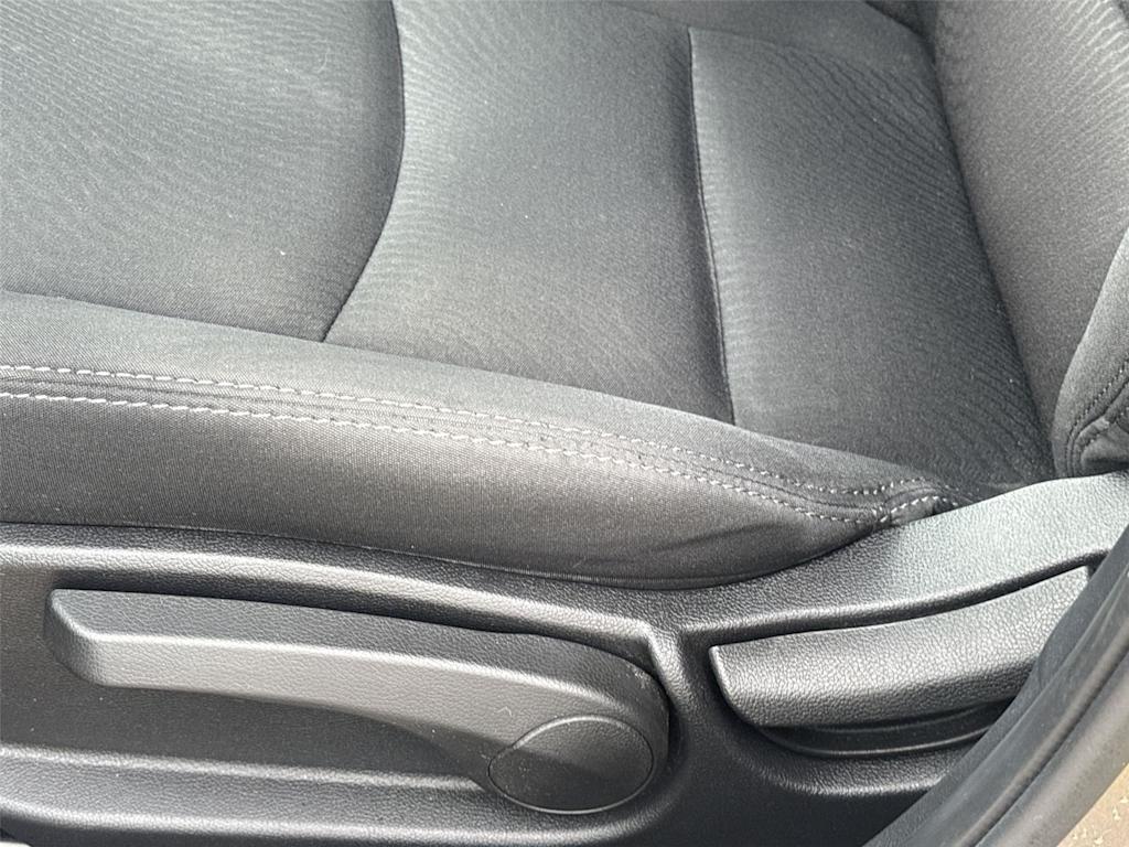 Thumbnail: 2016 Hyundai Elantra - 19