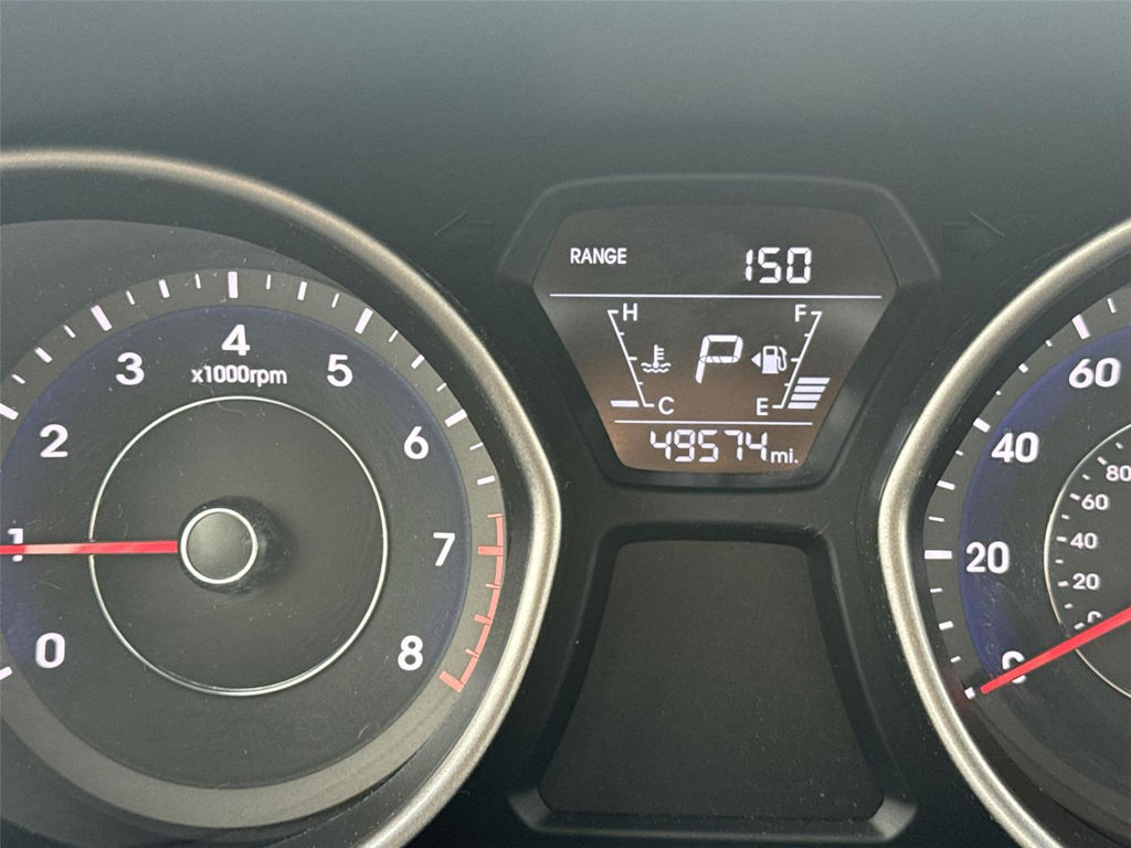 Thumbnail: 2016 Hyundai Elantra - 12