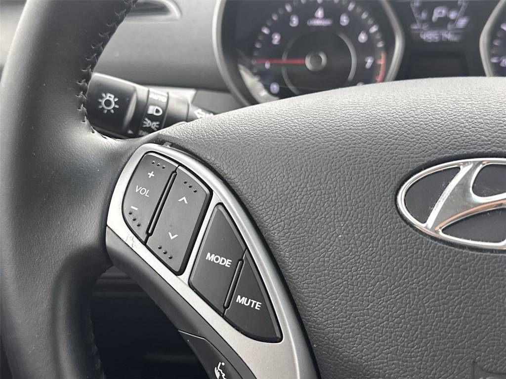 Thumbnail: 2016 Hyundai Elantra - 22