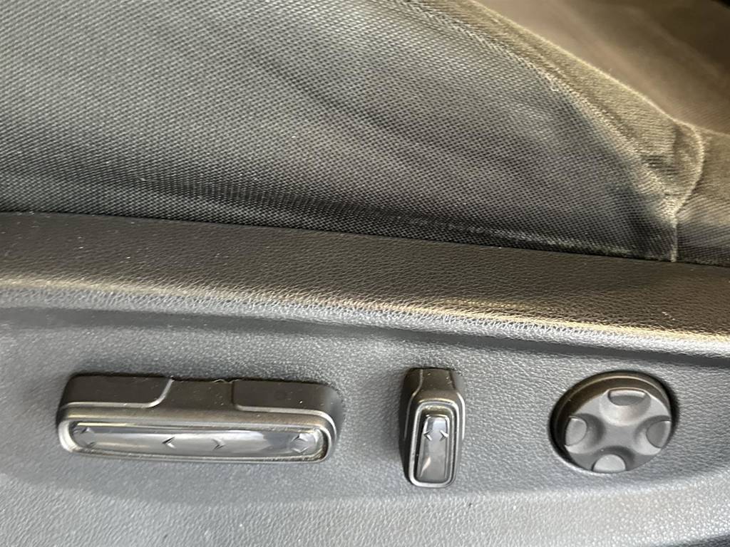 Thumbnail: 2019 Honda CR-V - 21