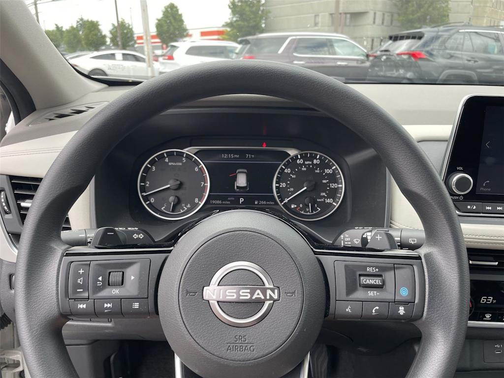 Thumbnail: 2023 Nissan Rogue - 2