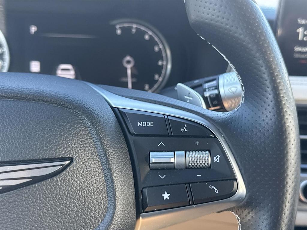 Thumbnail: 2025 Genesis G70 - 24