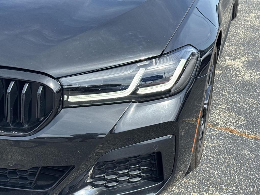 Thumbnail: 2022 BMW 5 Series - 19