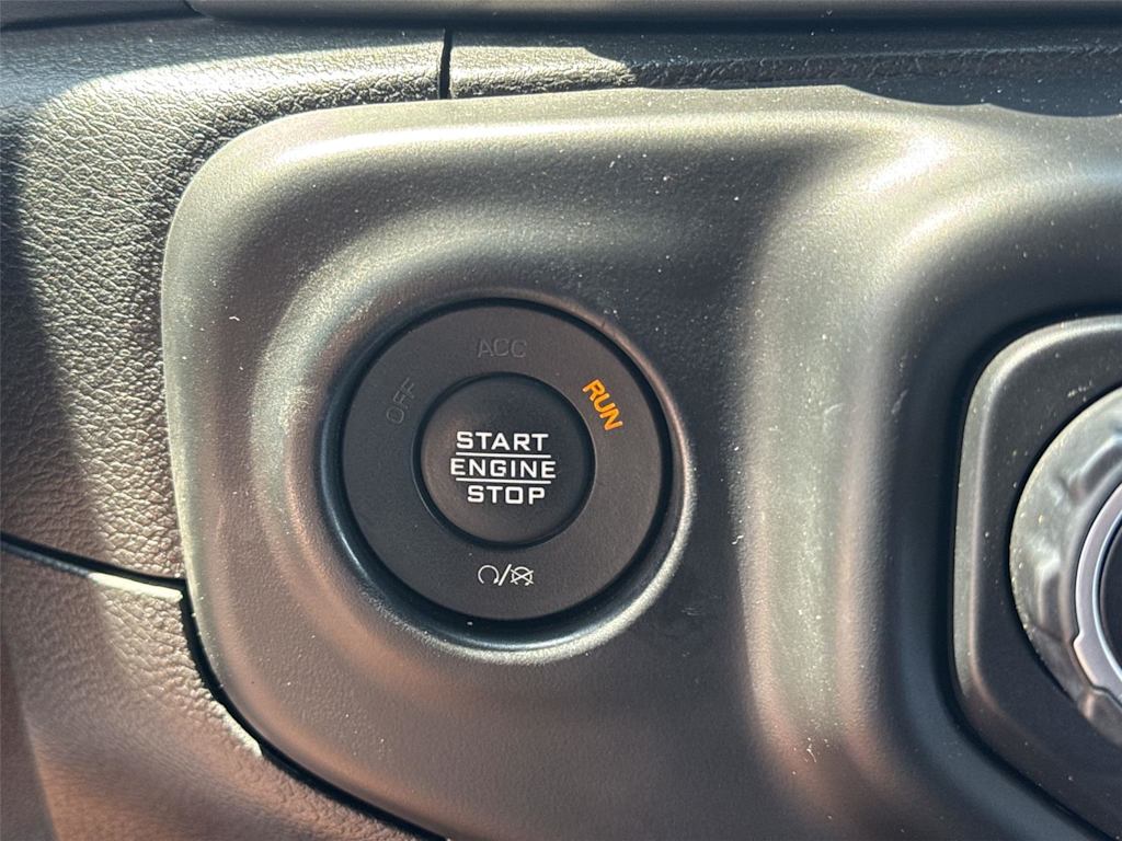 Thumbnail: 2020 Jeep Wrangler - 28
