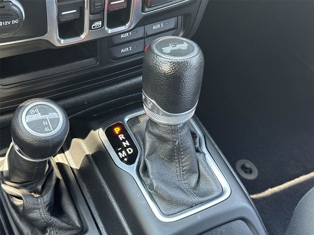 Thumbnail: 2020 Jeep Wrangler - 11