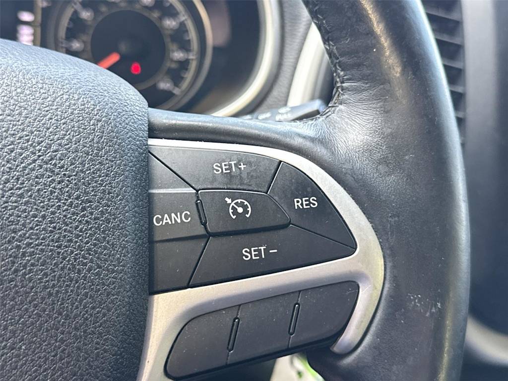 Thumbnail: 2014 Jeep Cherokee - 25