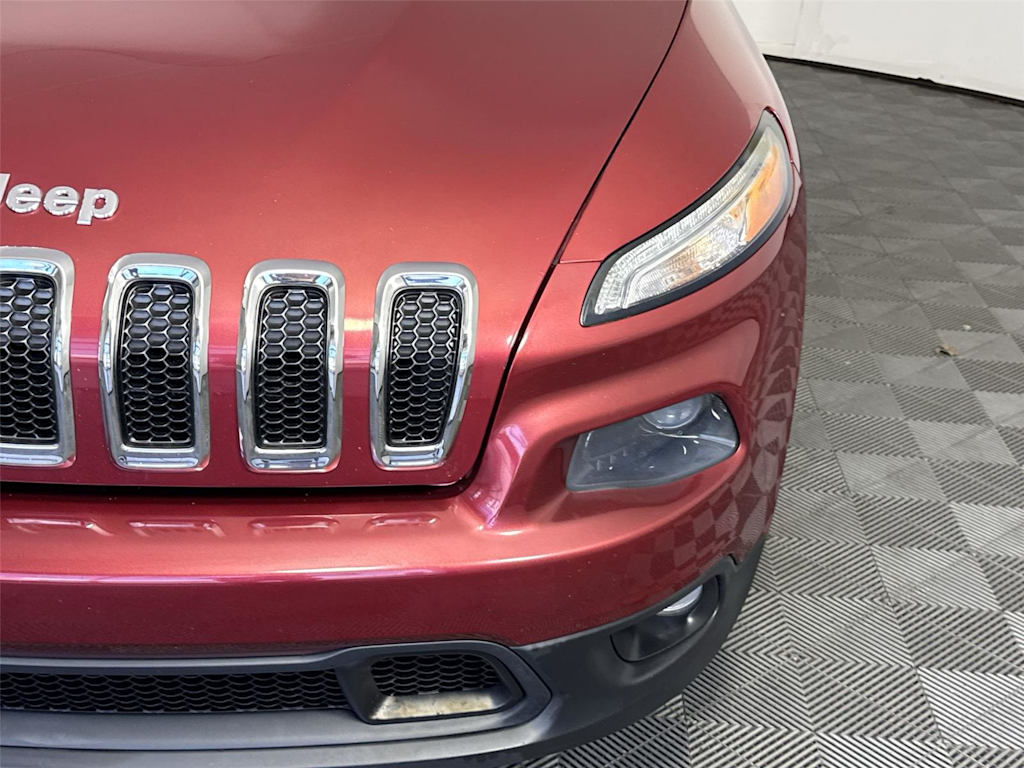 Thumbnail: 2014 Jeep Cherokee - 17