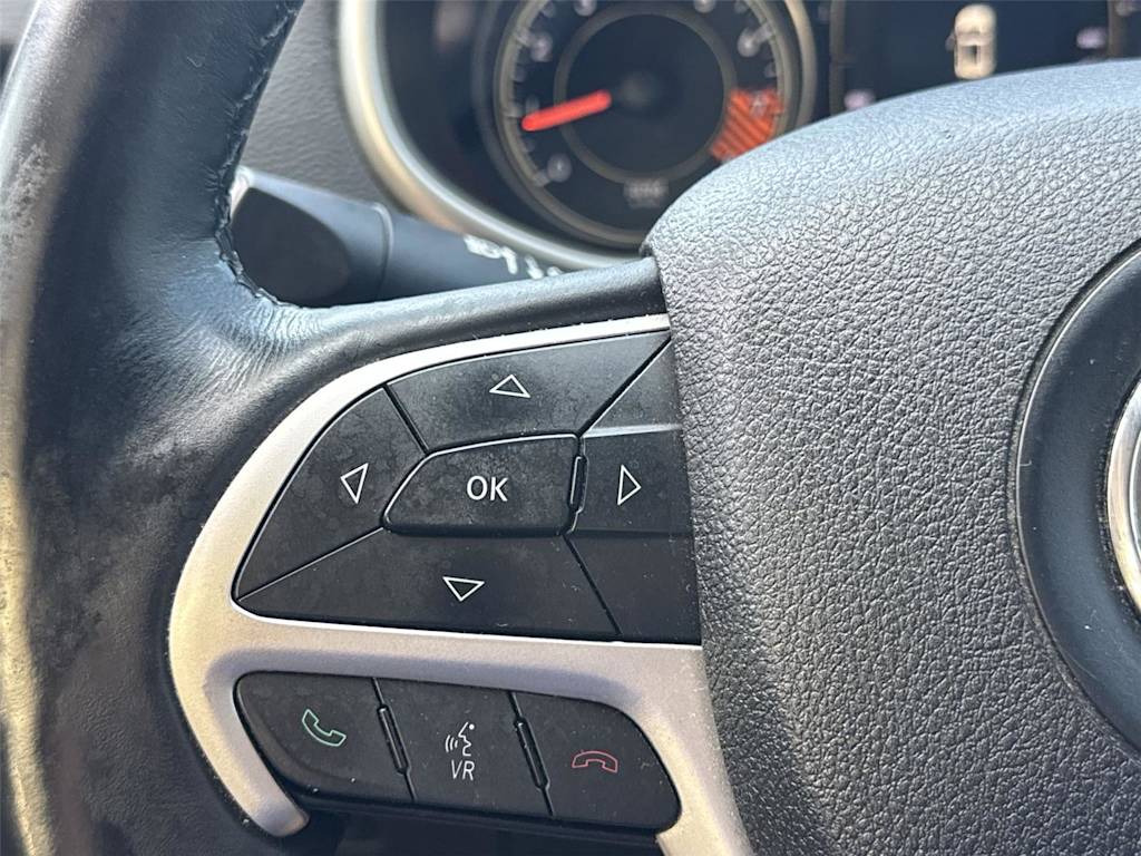 Thumbnail: 2014 Jeep Cherokee - 24