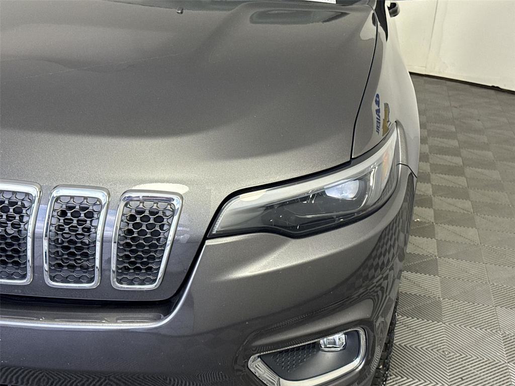 Thumbnail: 2022 Jeep Cherokee - 18