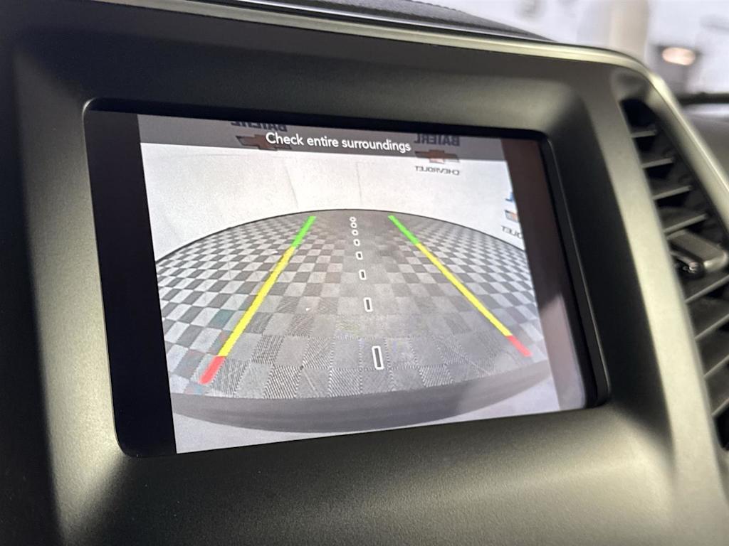 Thumbnail: 2019 Jeep Cherokee - 20