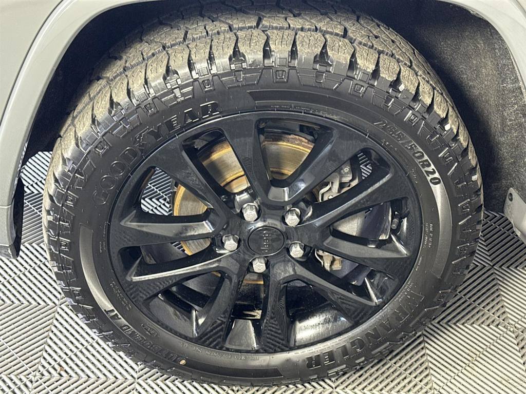 Thumbnail: 2020 Jeep Grand Cherokee - 7