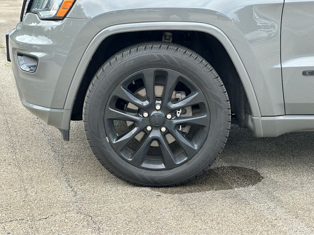 Thumbnail: 2020 Jeep Grand Cherokee - 7