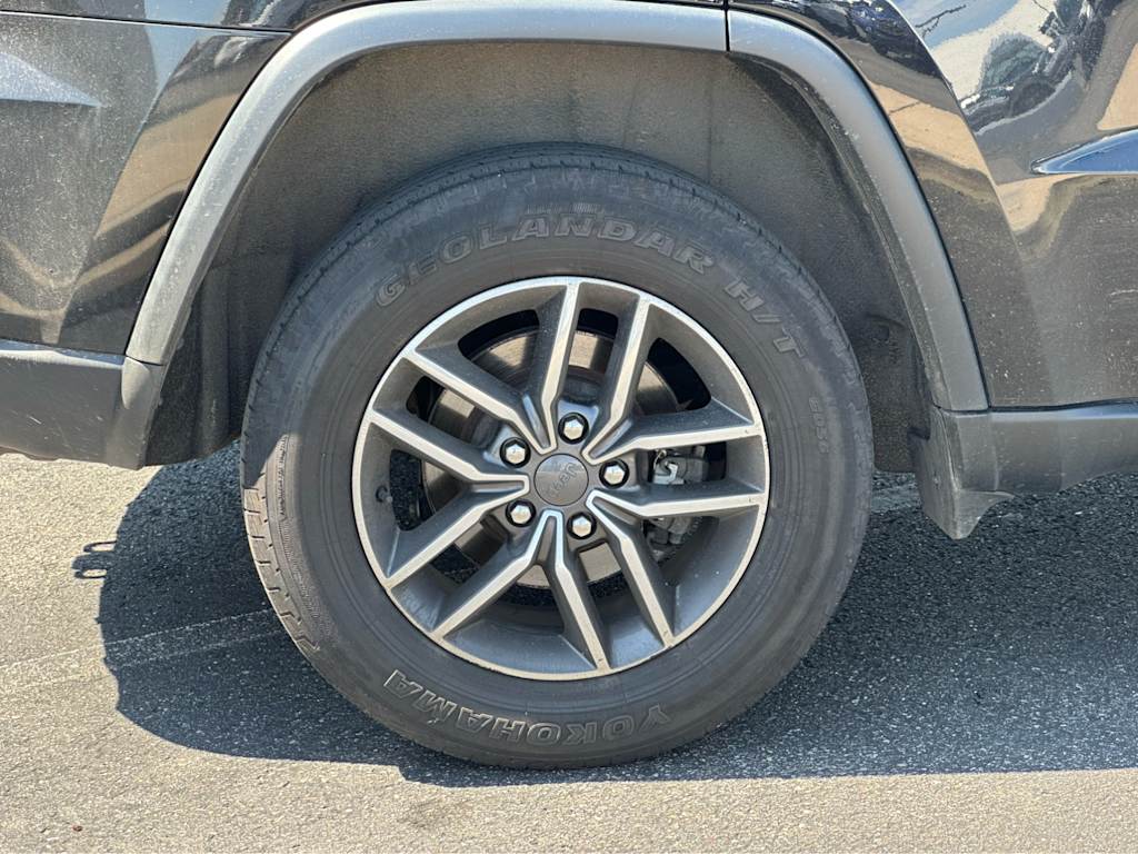 Thumbnail: 2020 Jeep Grand Cherokee - 7