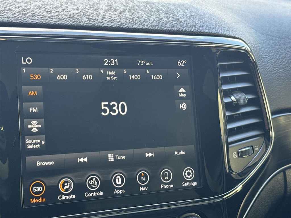 Thumbnail: 2020 Jeep Grand Cherokee - 10