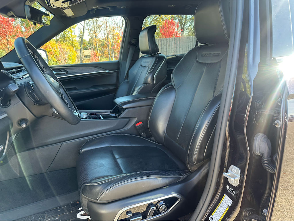 Thumbnail: 2022 Jeep Grand Cherokee L - 9