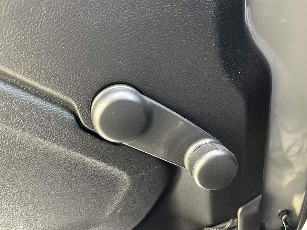 Thumbnail: 2022 Jeep Gladiator - 23