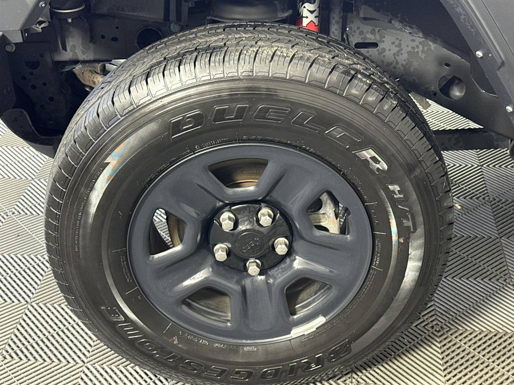 Thumbnail: 2022 Jeep Gladiator - 7