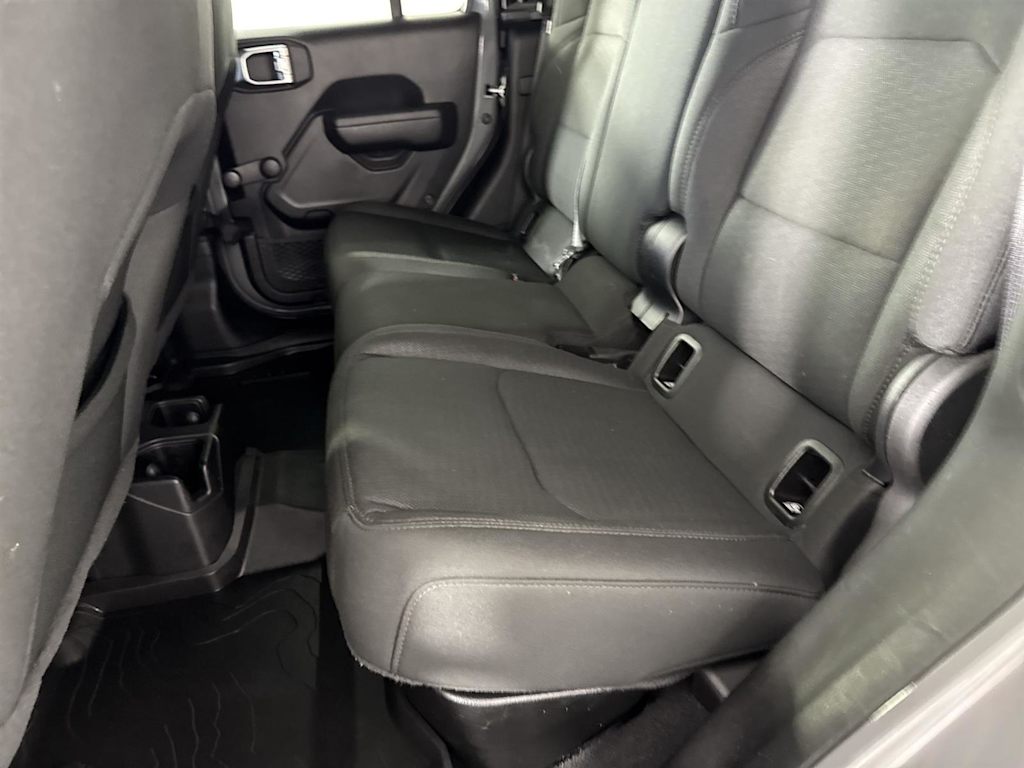 Thumbnail: 2022 Jeep Gladiator - 10