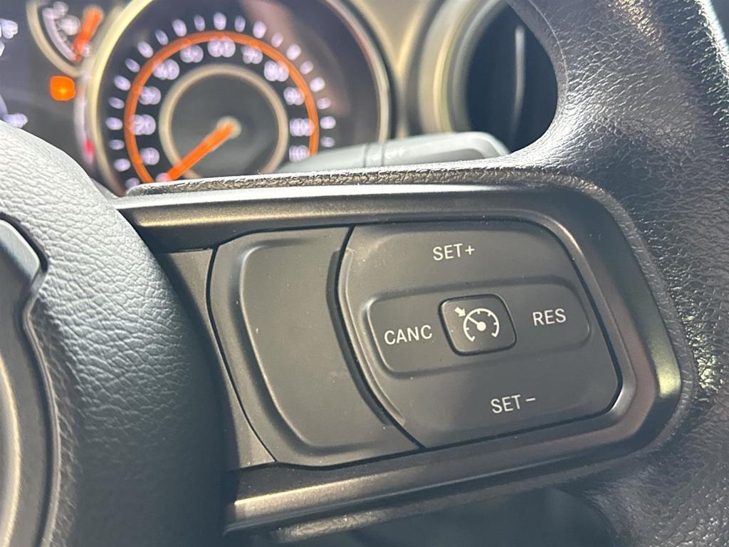 Thumbnail: 2022 Jeep Gladiator - 26