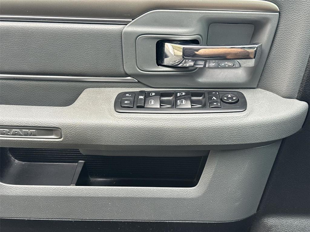 Thumbnail: 2018 RAM 1500 - 23