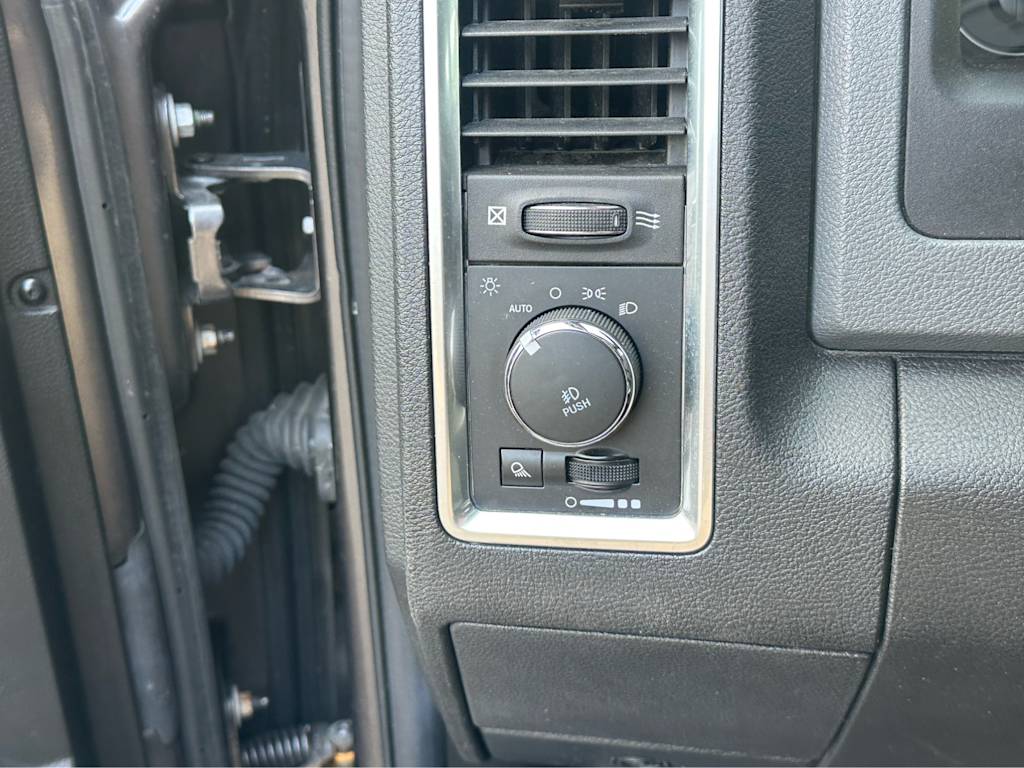 Thumbnail: 2019 RAM 1500 - 12