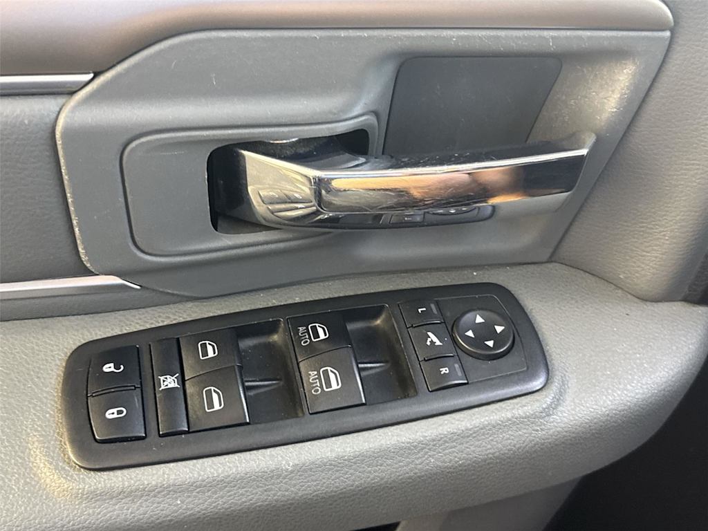 Thumbnail: 2019 RAM 1500 - 22
