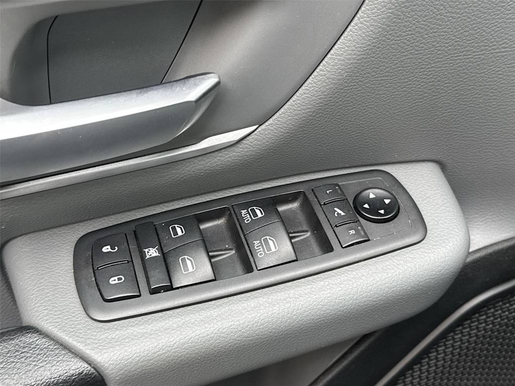 Thumbnail: 2020 RAM 1500 - 23