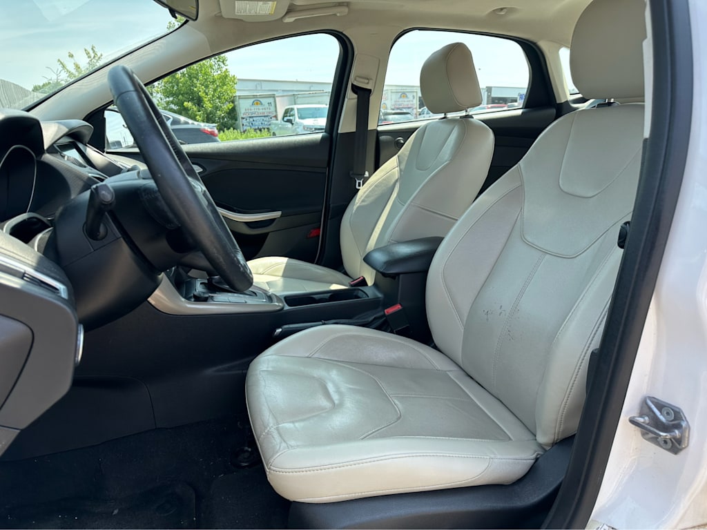2018 Ford Focus Titanium 9
