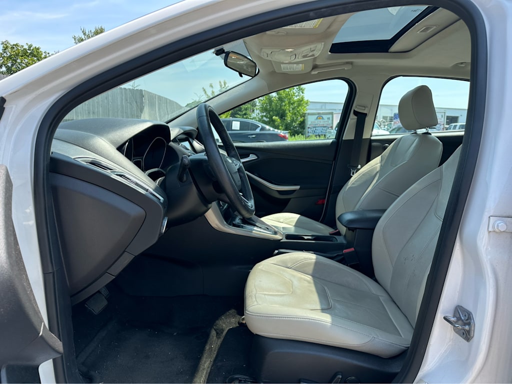 2018 Ford Focus Titanium 8